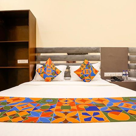 Fabhotel Freedom International - Nr Mumbai International Airport Екстер'єр фото